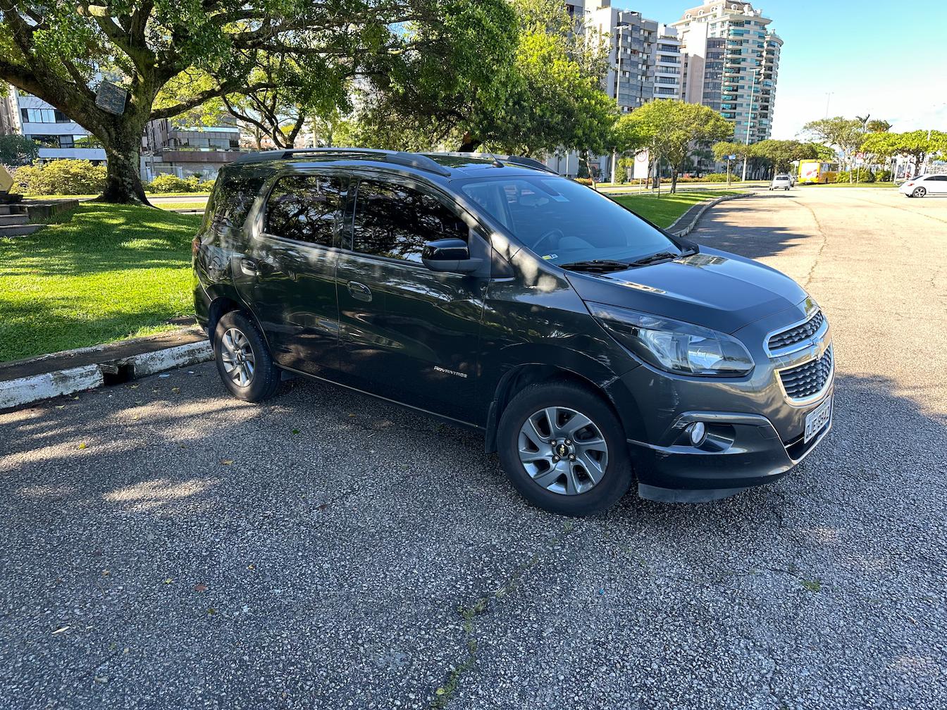 Vista frontal direita